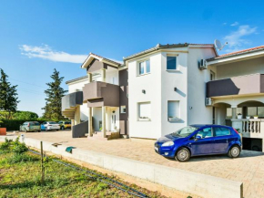 Apartment Zubčić-2 by Interhome